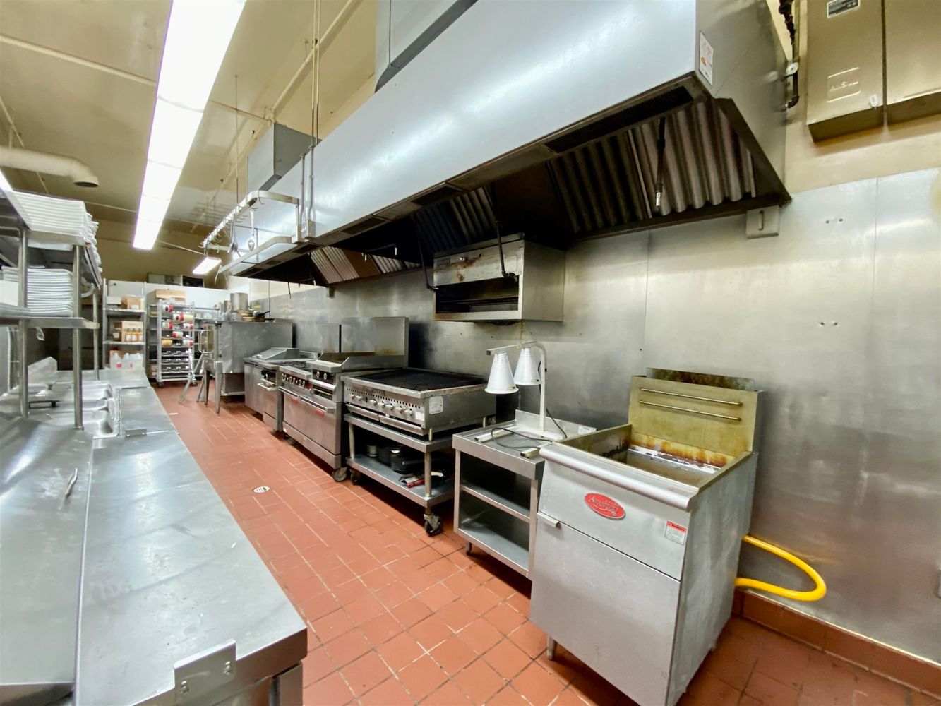 127 E Carroll St, Macomb, IL 61455